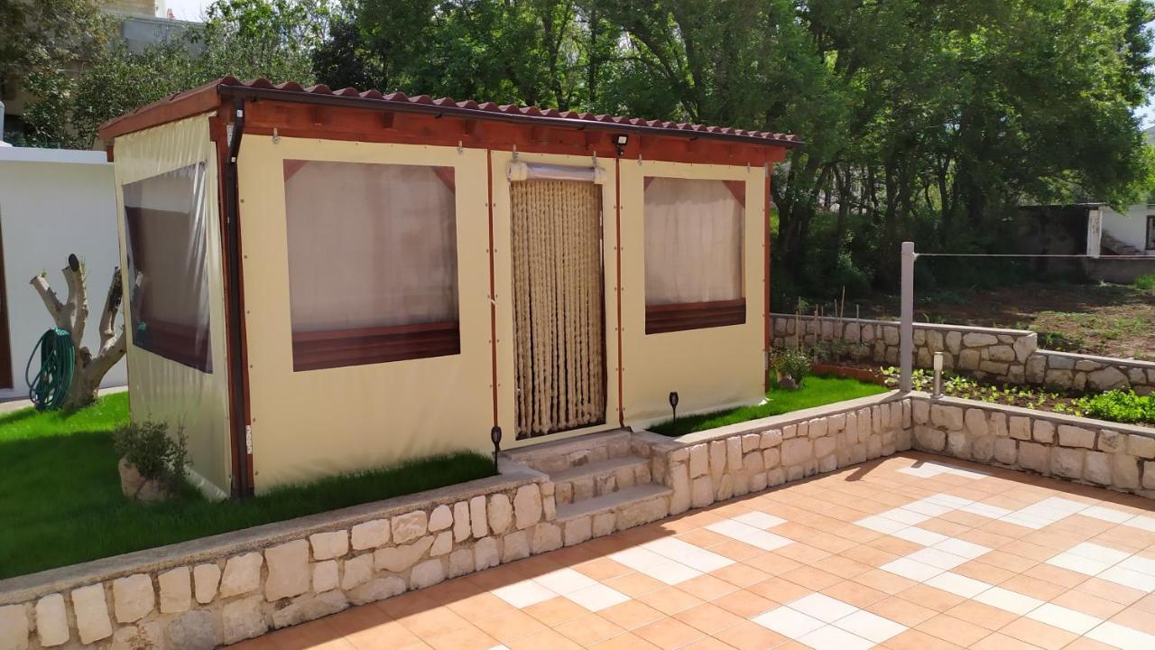 Apartmani Andreja Pag Town Exterior foto